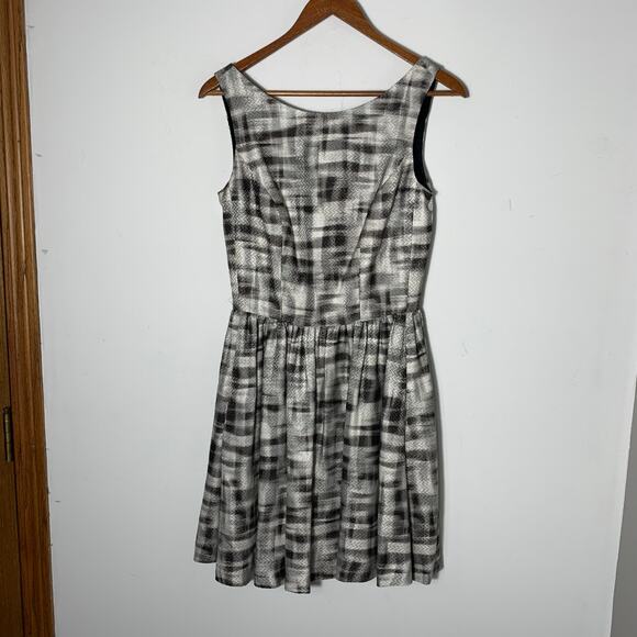 Womens Jason Wu 2011 Collection Grey Patterned Silk Blend, Size 4 EUC! - Picture 1 of 3